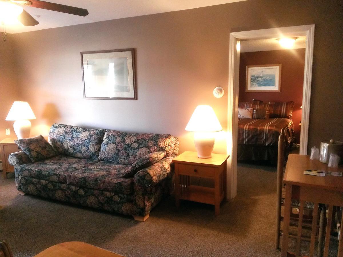 Captain Cook Inn リンカーン・シティー エクステリア 写真